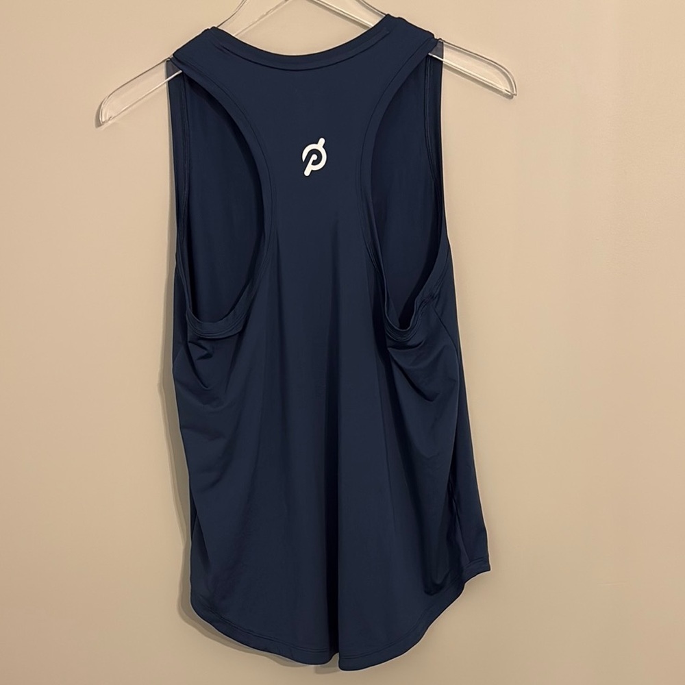 Peloton Blue Muscle Tee Sleeveless Athletic Top Size Large - Picture 3 of 3